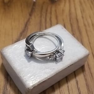 Primrose rings duo